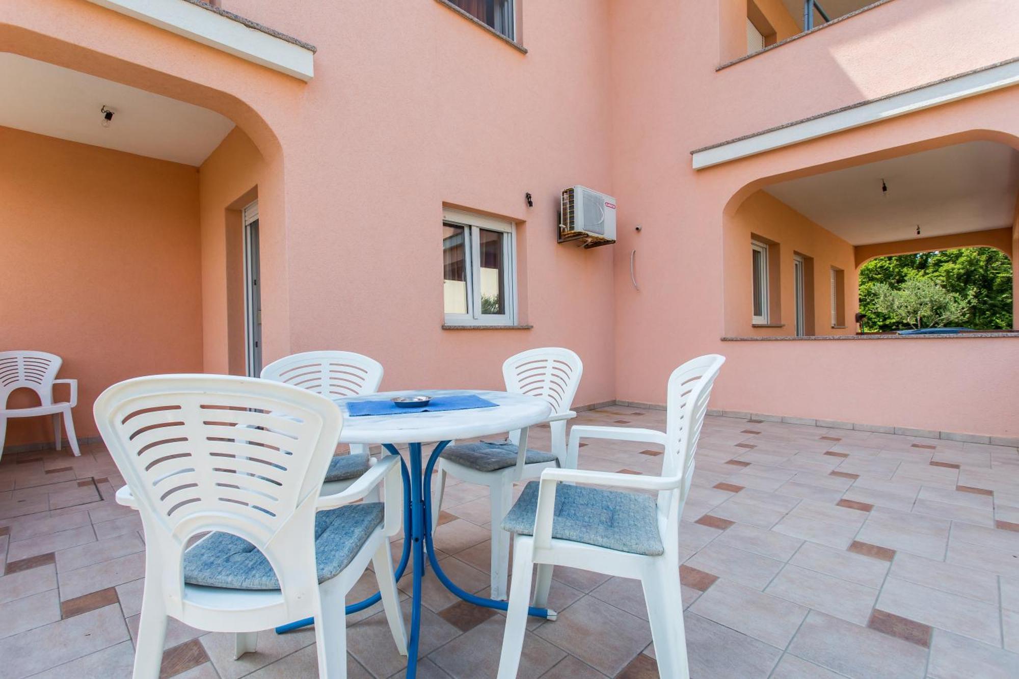 Apartman Justinic Šilo Zimmer foto